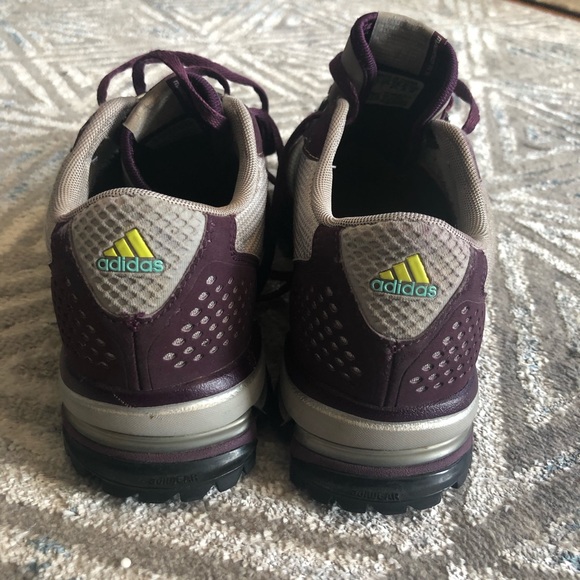 Adidas’ shoes - Picture 8 of 8